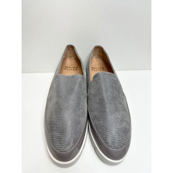 Donald Pliner Sneaker Womens Size 8.5 Leather‎ Gray Slip On Shoes - Picture 3 of 10